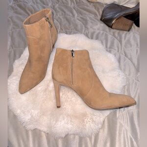 Sam Edelman Suede, light Tan Ankle Boots w/zip closures and stiletto heel.
